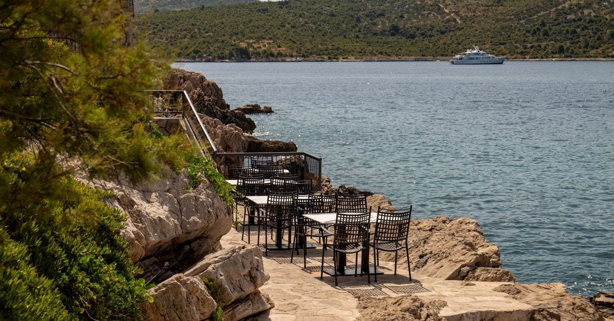 Apartment terrace overlooking the Pula waterfront